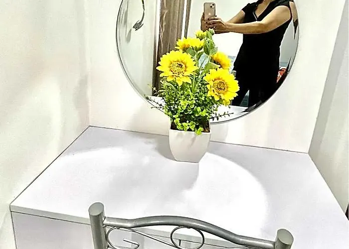 Nj's Place At Shore 1 Residences, Moa, Pasay 4*